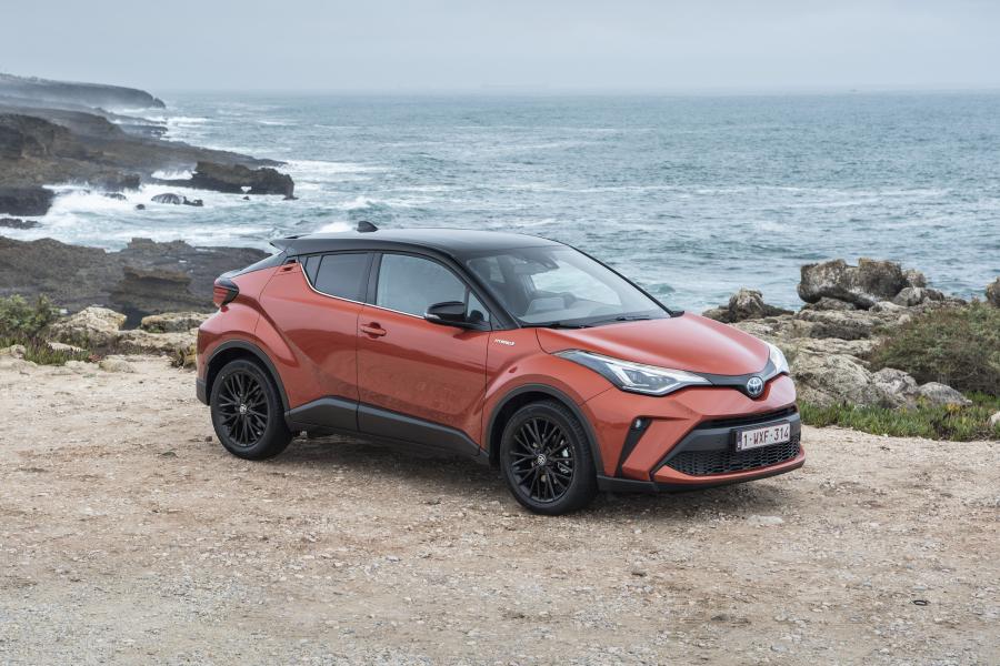  Toyota C-HR Hybrid 2019 года  (WW) (фото 55 из 174)